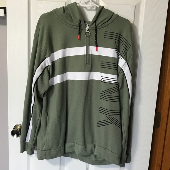 PINK Victoria's Secret Tops - VS PINK EUC quarter zip hoodie